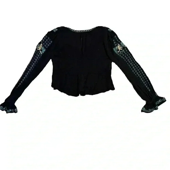 Free People Embroidered Cropped Boho Top Bell Sleeves XS - Picture 4 of 6